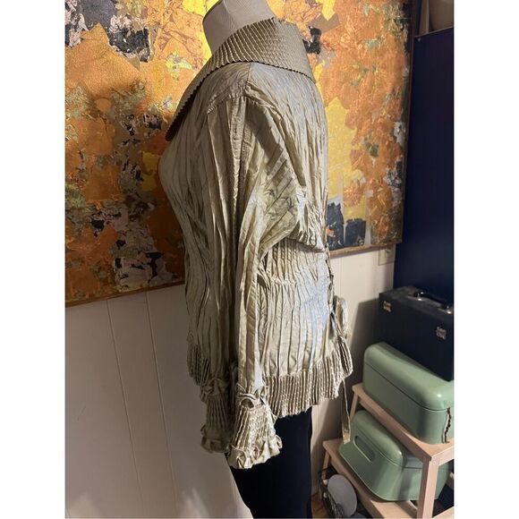 Agora Champagne Pleated Dressy Blouse With Rhinestone Buttons Dramatic! XL - Picture 7 of 8